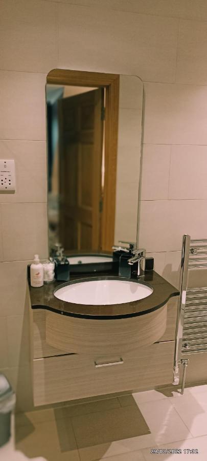 Outlander Boutique B&B King Cruden Bay Exterior photo